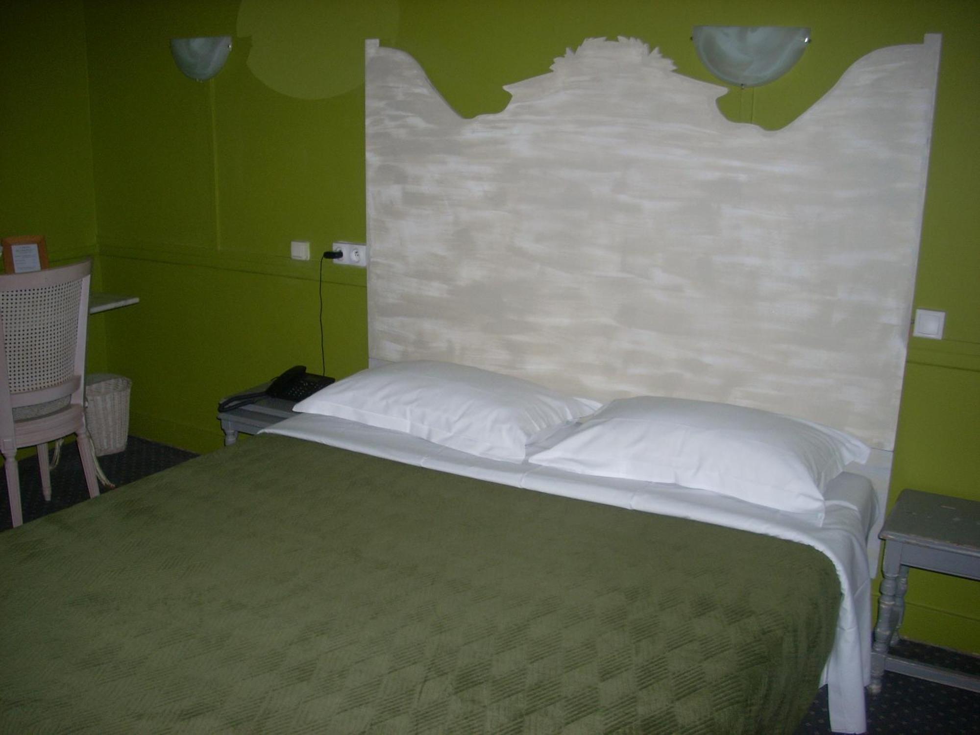Hotel Du Chateau Нант Екстериор снимка